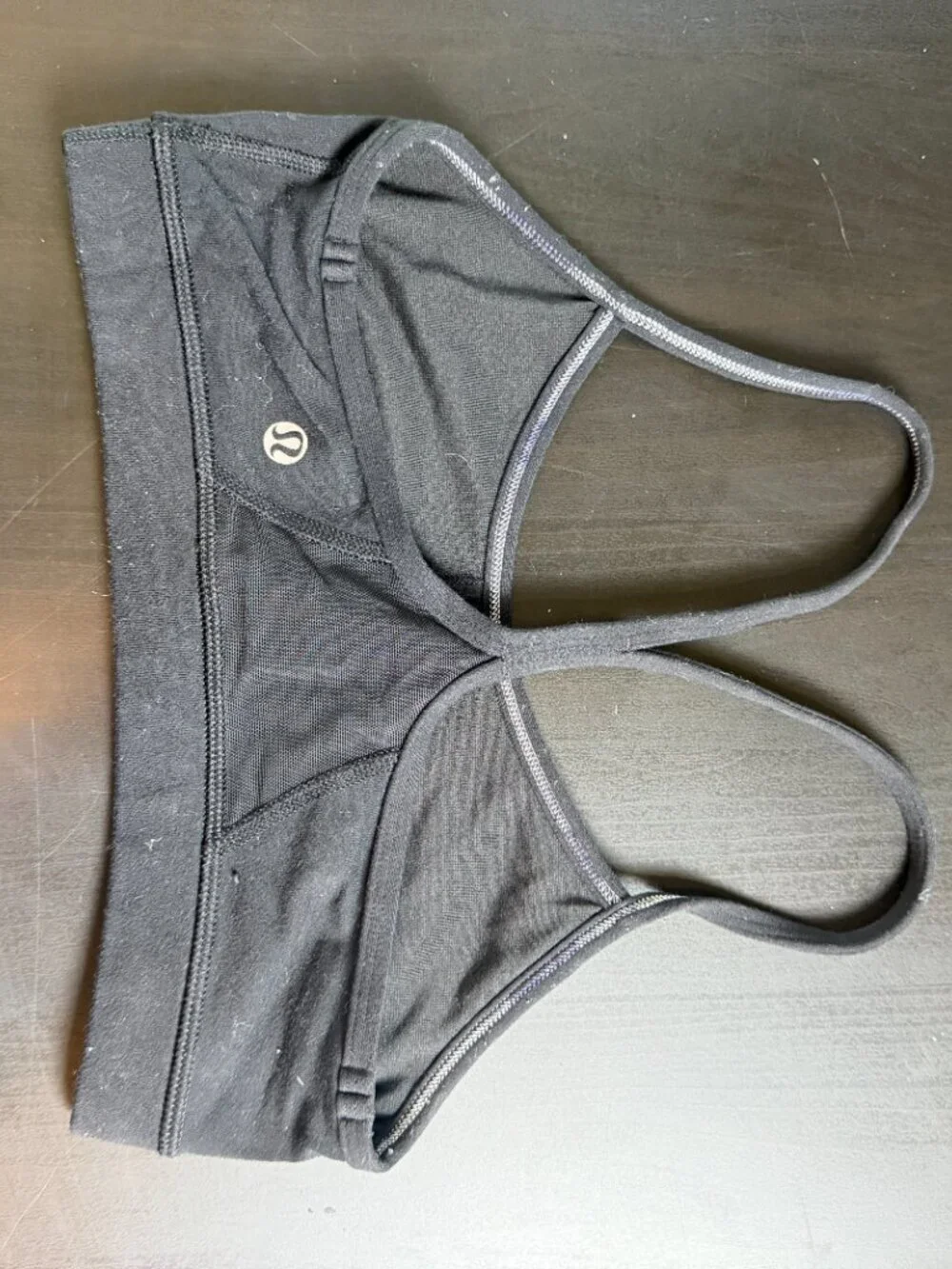Lululemon Flow Y bra with a mesh back and racerback straps Size 4 Black